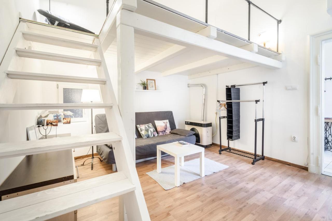 Bpr Vinyl Style Studio Home With A/C Budapest Exteriör bild